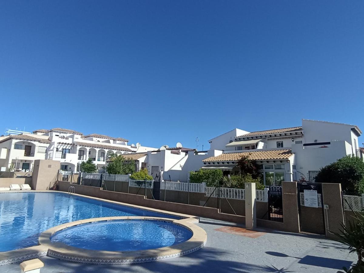 Spectacular Apartment In Punta Prima Alicante Exterior photo